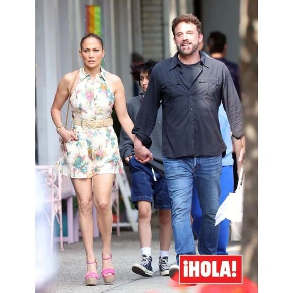 House of Harlow 1960 Ivory Floral Linen Blend Halter Playsuit Romper Size 2 - Picture 2 of 15